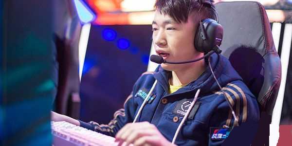 期待他在未 期待他在未