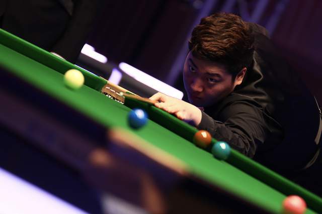 马丁内斯 马丁内斯