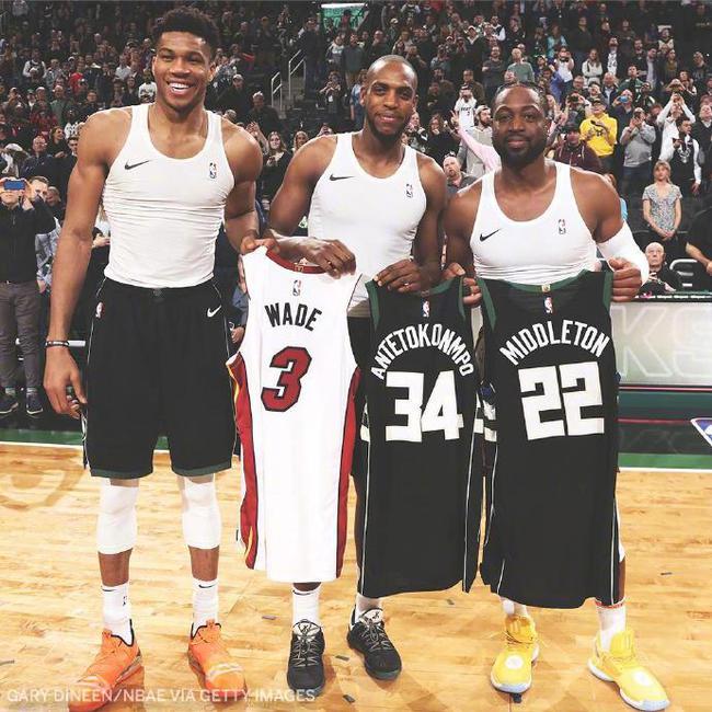 草丛掌控在 草丛掌控在